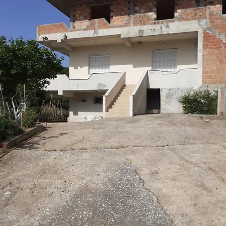 Villa Qemal Vila